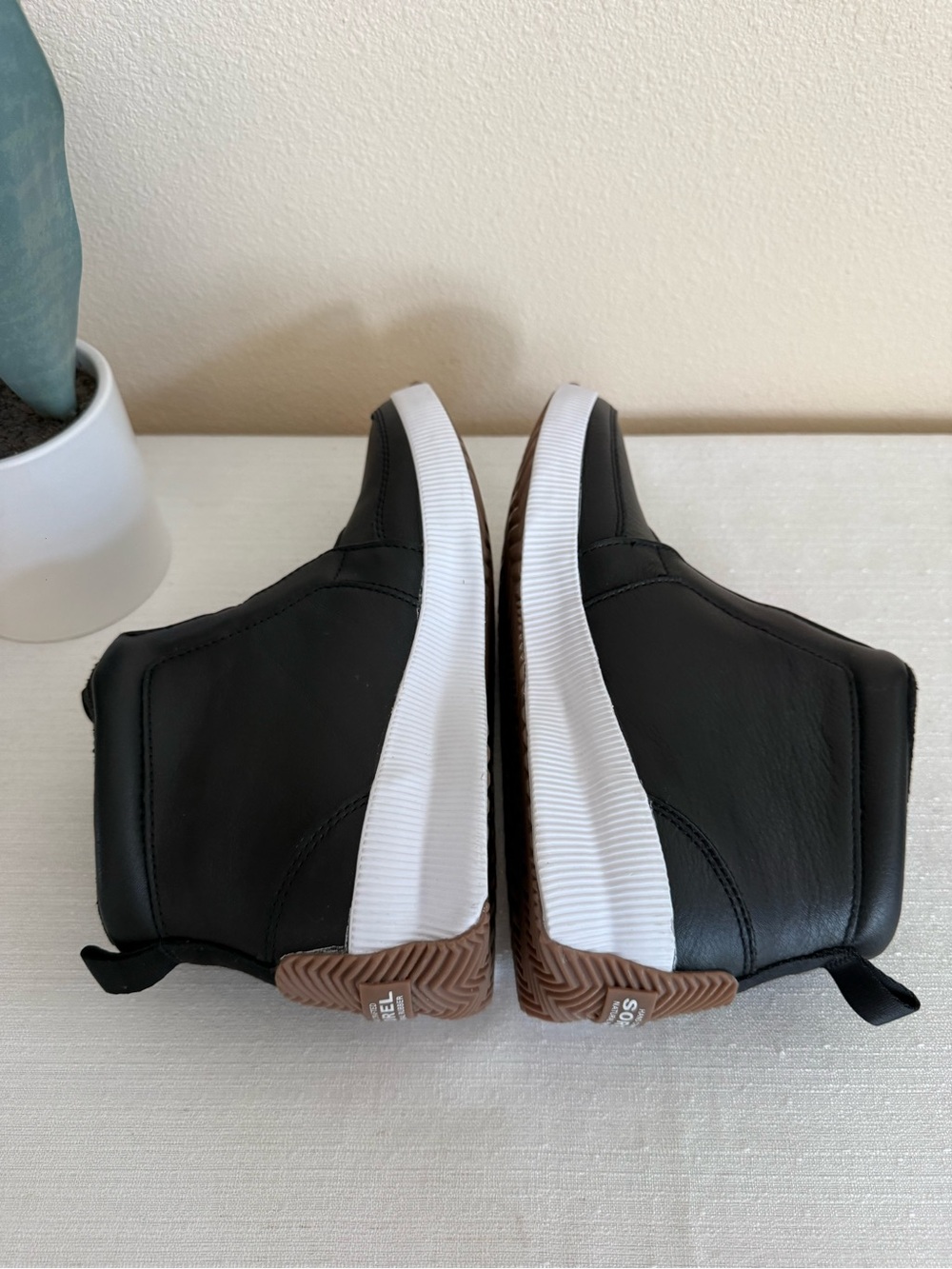 SOREL Black Leather High-Top Sneaker Boot with White Sole - Picture 10 of 11